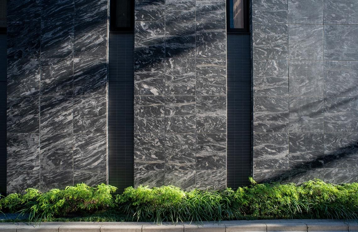 Statement Stone Walls and Feature Floors for Commercial Spaces